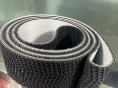 硅胶输送带与橡胶输送带的对